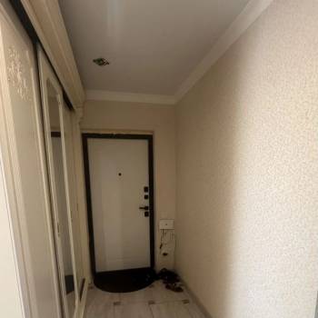 Продается 1-комнатная квартира, 45 м²