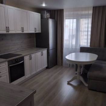 Сдается 2-х комнатная квартира, 56 м²