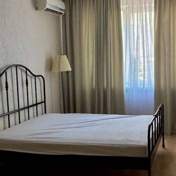 Сдается 1-комнатная квартира, 46 м²