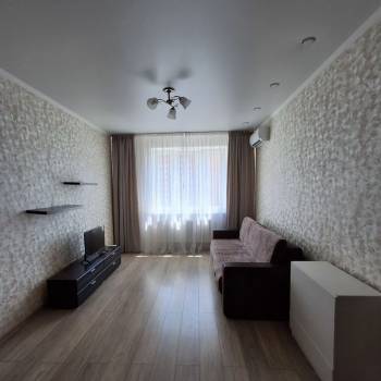 Сдается 1-комнатная квартира, 37 м²