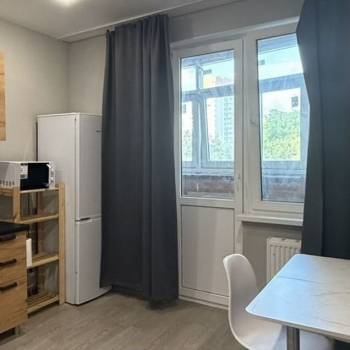 Сдается 1-комнатная квартира, 39,3 м²