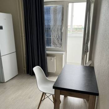 Сдается 1-комнатная квартира, 37 м²