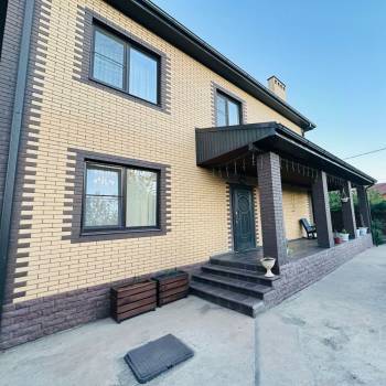 Продается Дом, 213 м²