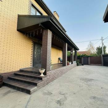 Продается Дом, 213 м²
