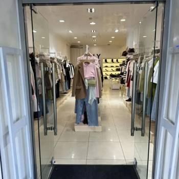 Сдается Торговое помещение, 90 м²