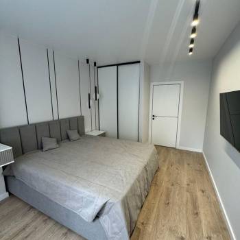 Сдается 2-х комнатная квартира, 75 м²