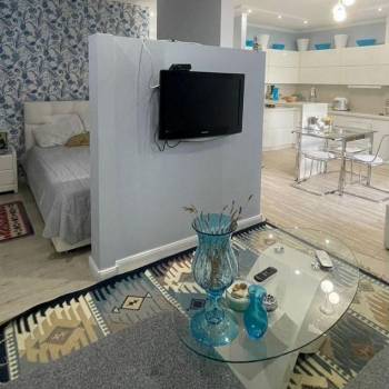 Продается 1-комнатная квартира, 43 м²