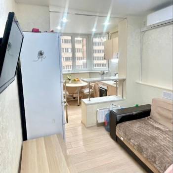 Продается 1-комнатная квартира, 44 м²
