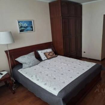 Продается 1-комнатная квартира, 49 м²