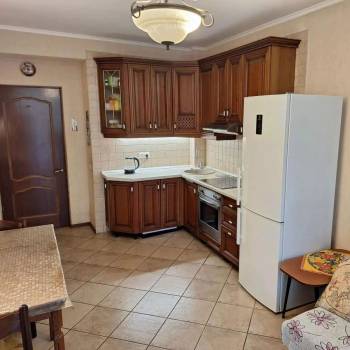 Продается 1-комнатная квартира, 49 м²