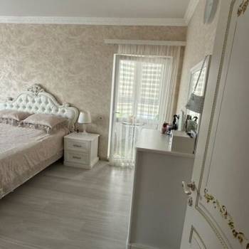 Продается 3-х комнатная квартира, 90 м²