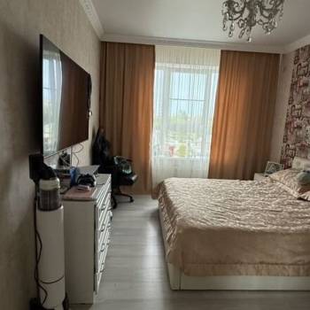 Продается 3-х комнатная квартира, 90 м²