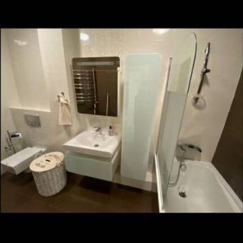 Продается 3-х комнатная квартира, 129 м²