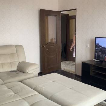 Сдается 2-х комнатная квартира, 59 м²