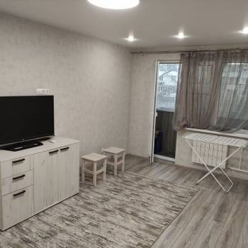 Сдается Многокомнатная квартира, 64 м²