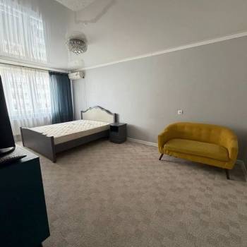Сдается Многокомнатная квартира, 95 м²