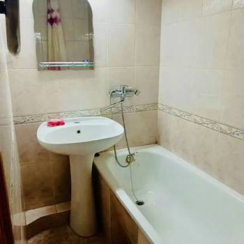 Сдается 2-х комнатная квартира, 74 м²