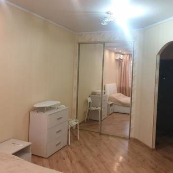 Сдается 1-комнатная квартира, 32 м²