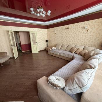 Сдается Многокомнатная квартира, 103 м²