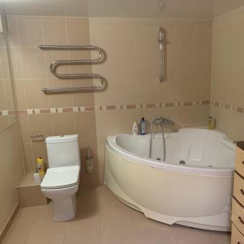 Сдается Многокомнатная квартира, 102 м²