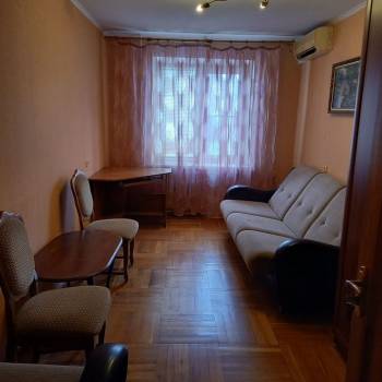 Продается Многокомнатная квартира, 72,6 м²