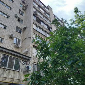 Продается Многокомнатная квартира, 72,6 м²
