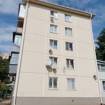 Продается Многокомнатная квартира, 77,2 м²