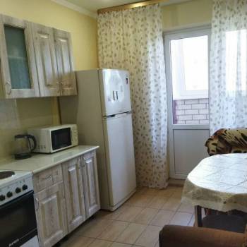 Сдается 1-комнатная квартира, 40 м²