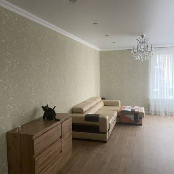 Сдается 2-х комнатная квартира, 60 м²