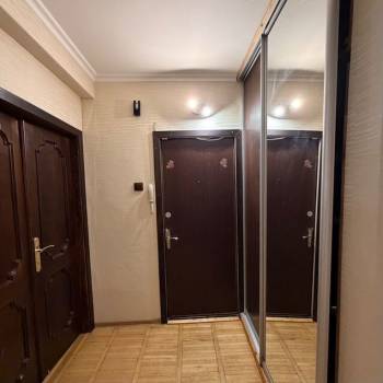 Продается Многокомнатная квартира, 73,6 м²