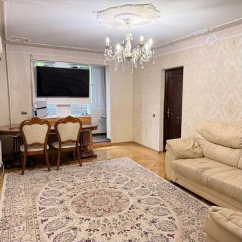 Продается Многокомнатная квартира, 73,6 м²