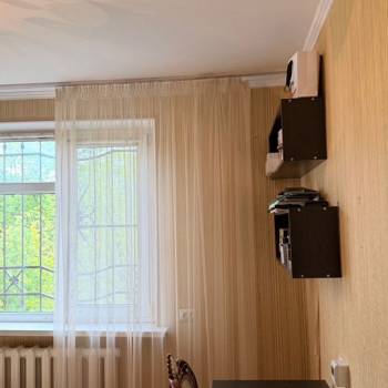 Продается Многокомнатная квартира, 73,6 м²