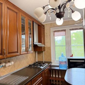 Продается Многокомнатная квартира, 73,6 м²