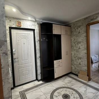 Сдается Многокомнатная квартира, 61 м²
