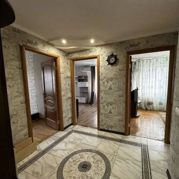 Сдается Многокомнатная квартира, 61 м²