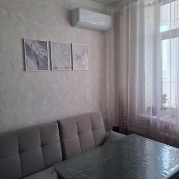 Продается 1-комнатная квартира, 40 м²