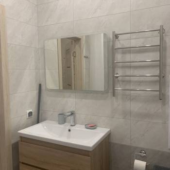 Сдается 1-комнатная квартира, 42 м²