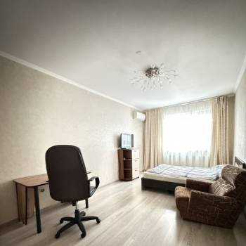 Сдается 1-комнатная квартира, 45 м²
