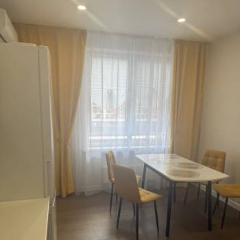 Сдается Многокомнатная квартира, 72 м²