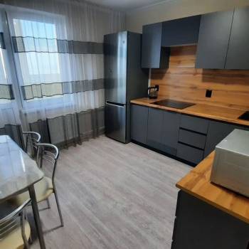 Сдается 1-комнатная квартира, 41 м²