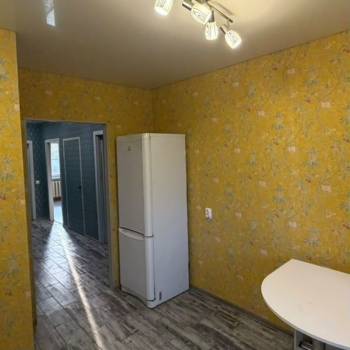 Продается 3-х комнатная квартира, 58 м²
