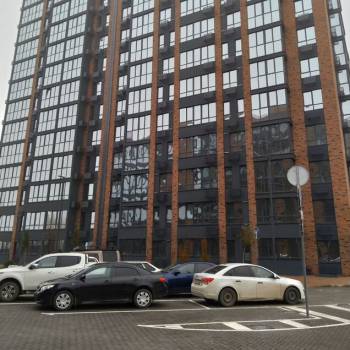 Продается 1-комнатная квартира, 37 м²