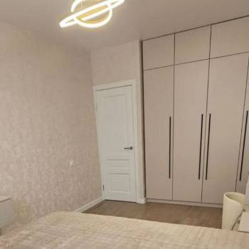 Продается 1-комнатная квартира, 35 м²