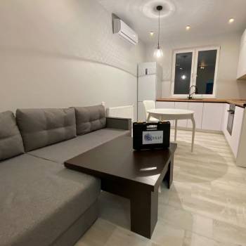 Сдается 1-комнатная квартира, 42 м²