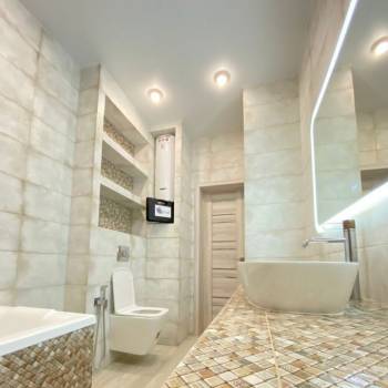 Сдается 1-комнатная квартира, 42 м²