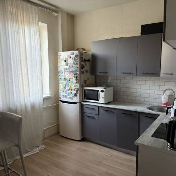 Продается 1-комнатная квартира, 35,9 м²