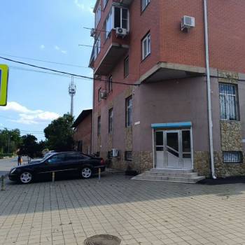 Сдается Нежилое помещение, 219 м²