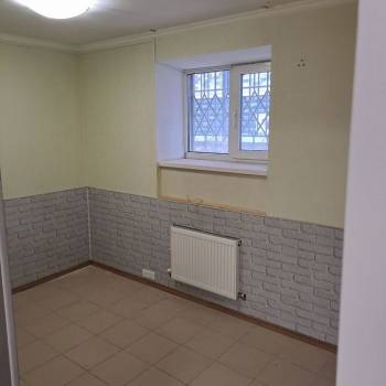 Сдается Нежилое помещение, 160 м²