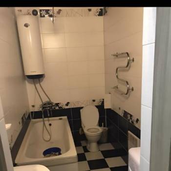 Сдается 1-комнатная квартира, 52 м²