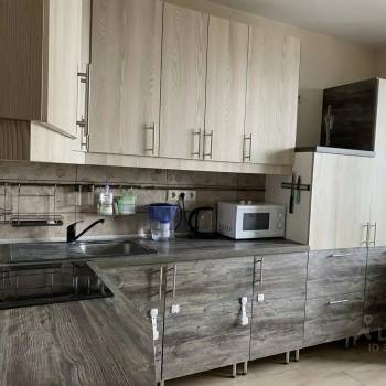 Продается 1-комнатная квартира, 41 м²